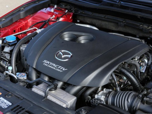 2014 mazda3 GT Skyactive Engine