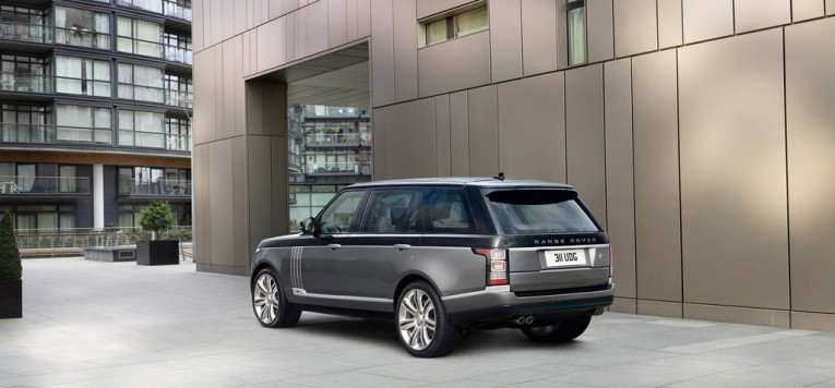 Range-Rover SVAutobiography