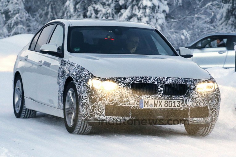 BMW 3-Series facelift spy photo