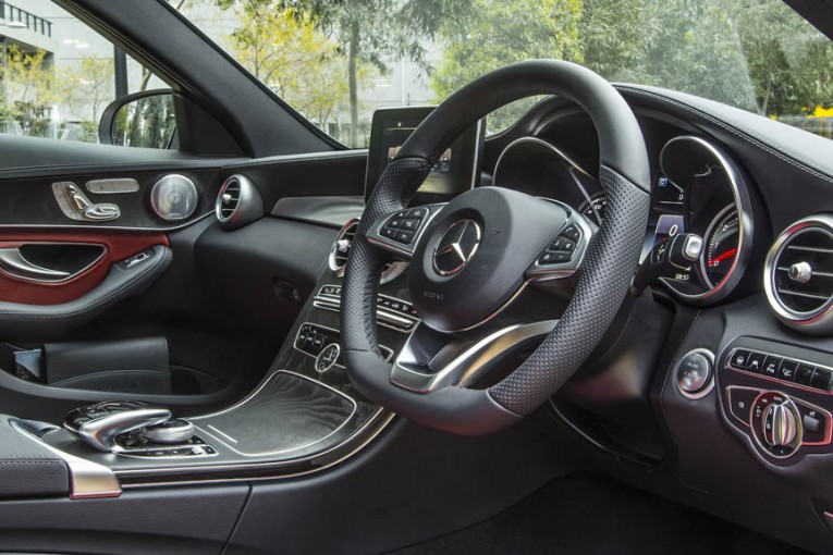 2015 Mercedes-Benz C-Class 04