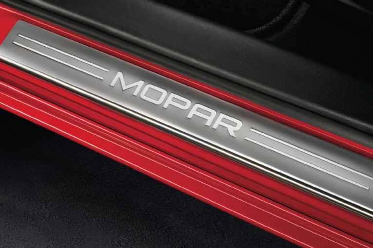 2015-dodge-charger-rt-mopar-performance-package-doorsill