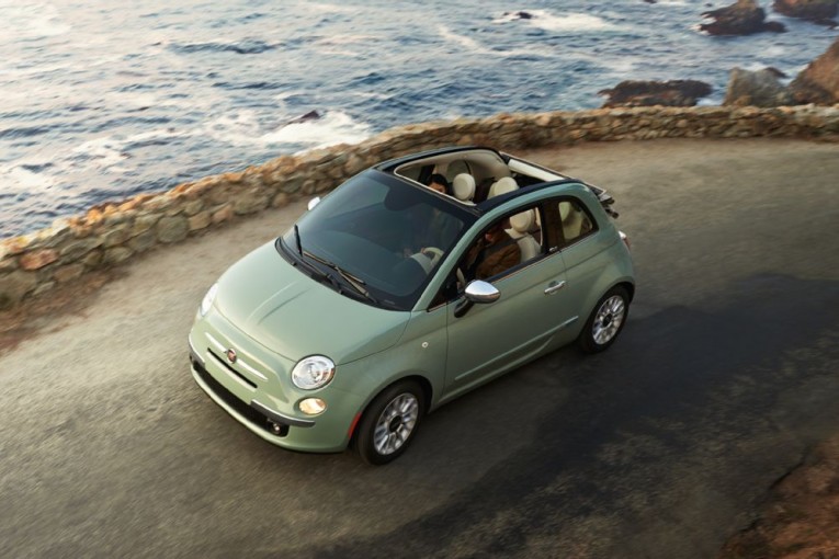 2015-fiat-500c-overhead-