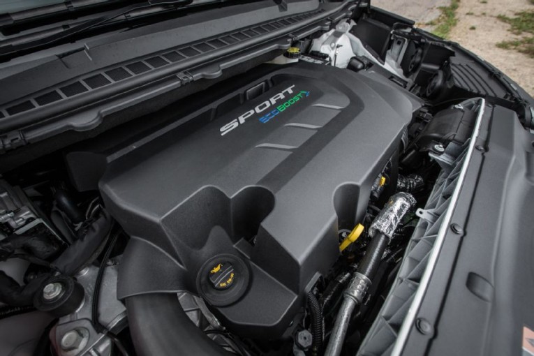 2015-ford-edge-sport-awd-engine