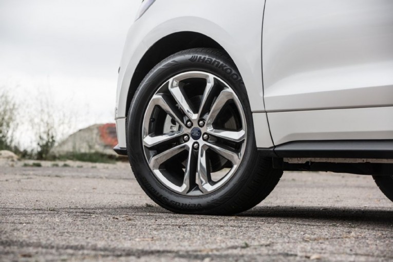 2015-ford-edge-sport-awd-wheels