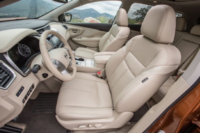 2015-nissan-murano-platinum-awd-front-interior-seats