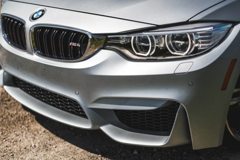 2015-BMW-M4-convertible-123