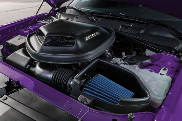 2016-dodge-challenger-r-t-plus-shaker-engine