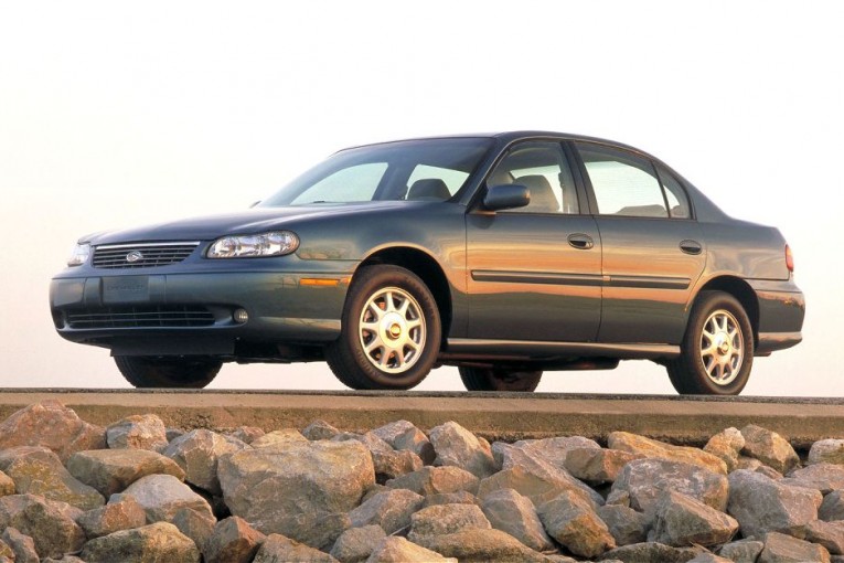 1997-chevrolet-malibu-front-three-quarter