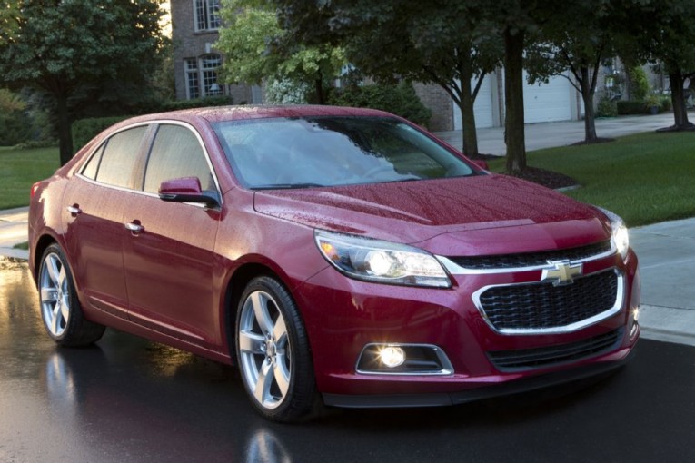 2014-chevrolet-malibu-front-three-quarters