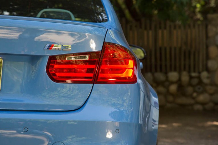 2015-BMW-M3-sedan-110