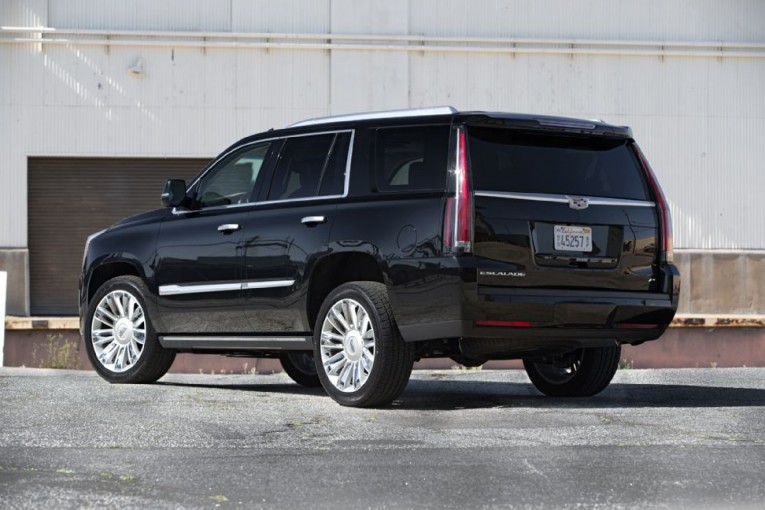 2015-cadillac-escalade-platinum-rear-three-quarter