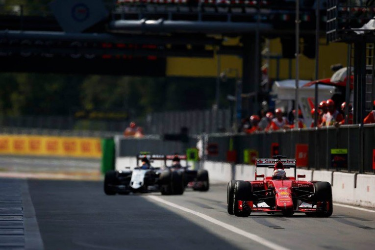 2015-formula-1-italian-gp-12