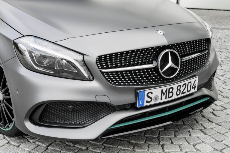 2016-Mercedes-Benz-A-Class-10