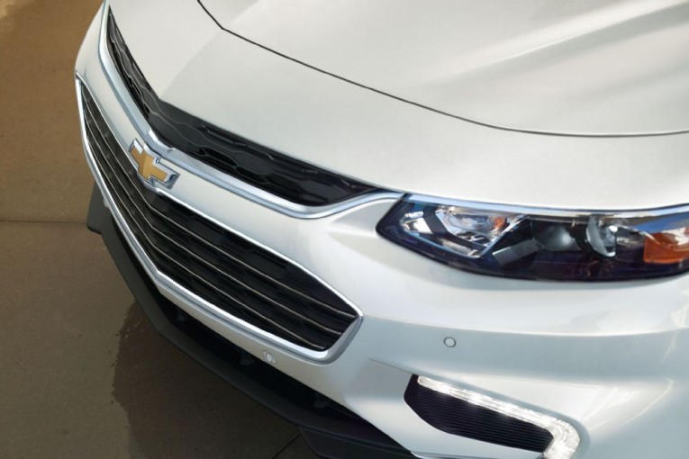 2016-chevrolet-malibu-grille