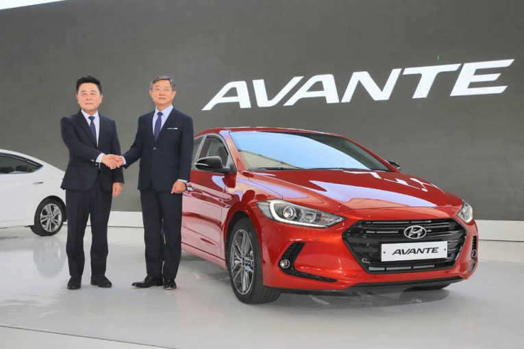 Hyundai-Avante-1