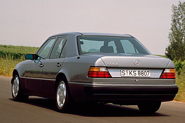 Mercedes-Benz-500e-09