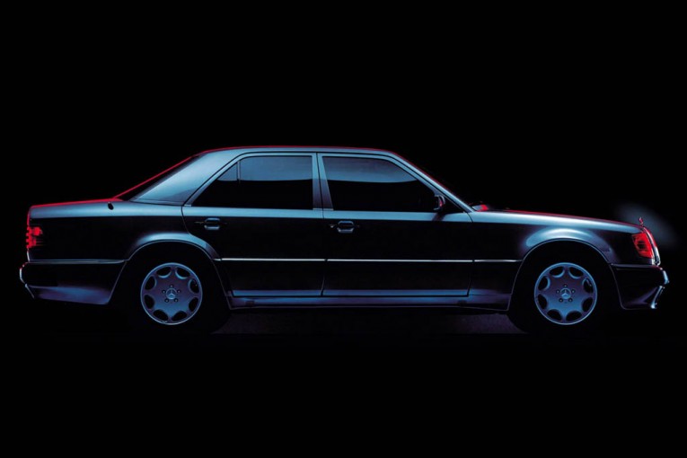 Mercedes-Benz-500e-10