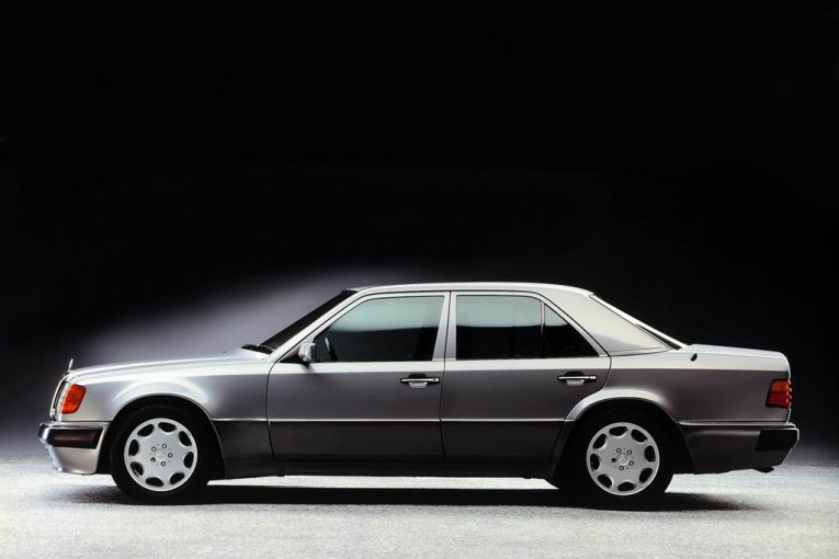 Mercedes-Benz-500e-11