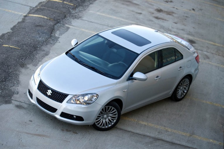 Suzuki-Kizashi_05