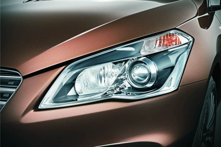 ciaz-headlamp-gallery