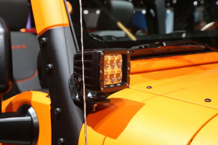 jeep-wrangler-rubicon-sunriser-led-light