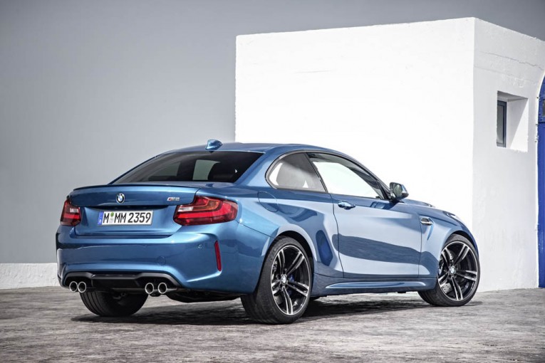 2017-BMW-M2-Coupe-12
