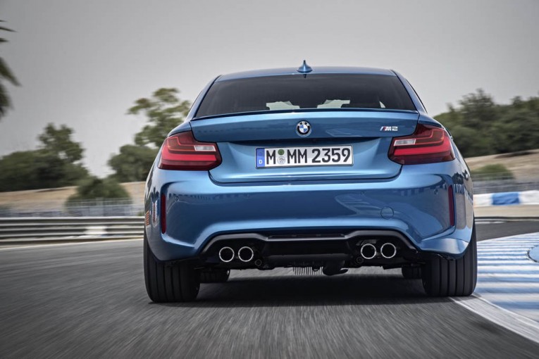 2017-BMW-M2-Coupe-34