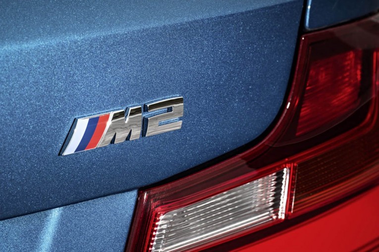 2017-BMW-M2-Coupe-41