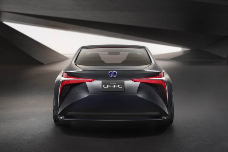 Lexus LF-FC Concept 04