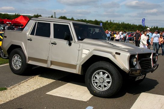 Lambo_LM_002_1