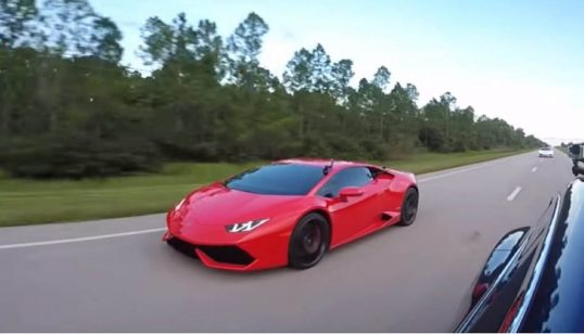 Tesla Model S Huracan Drag Racing