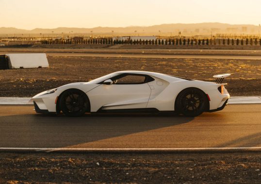 Ford GT