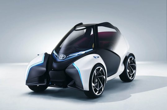 2017-toyota-concept-i-tril-static-02