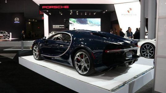 bugatti-chiron-us-spec-at-2017-new-york-auto-show-05