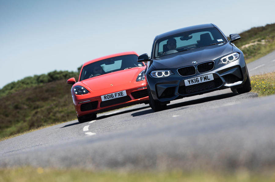 4 2 v. BMW m2 vs. Porsche 718 vs BMW. BMW 1m vs Porsche Cayman r. BMW m4 2021 и Porsche Cayman.