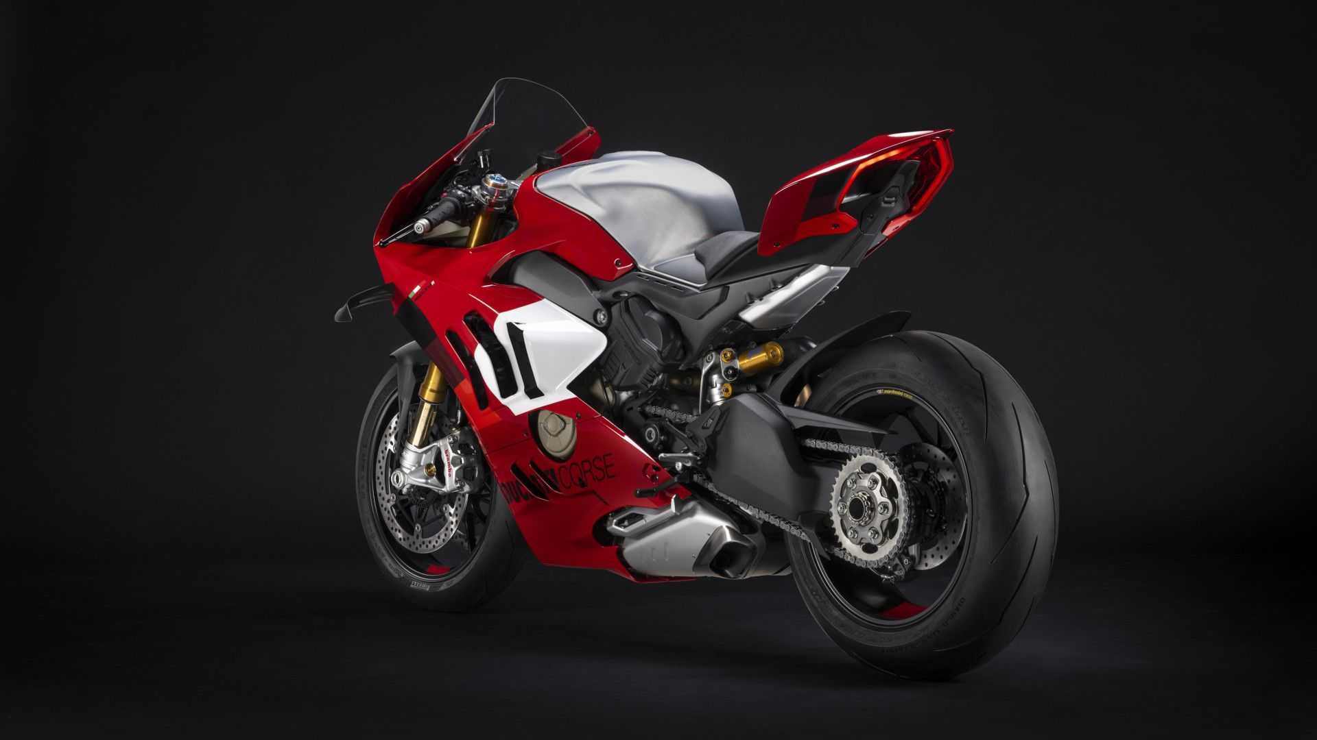 2023-ducati-panigale-v4-r-rear-left-angl