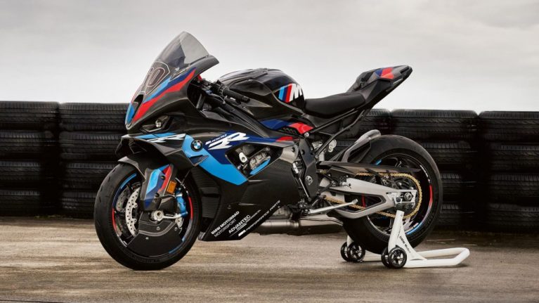 بی ام و M1000RR