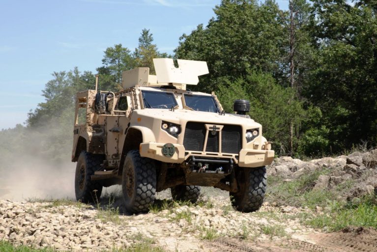 خودروی تاکتیکی JLTV