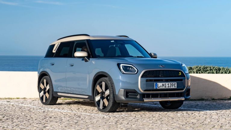 2025-mini-countryman-electric